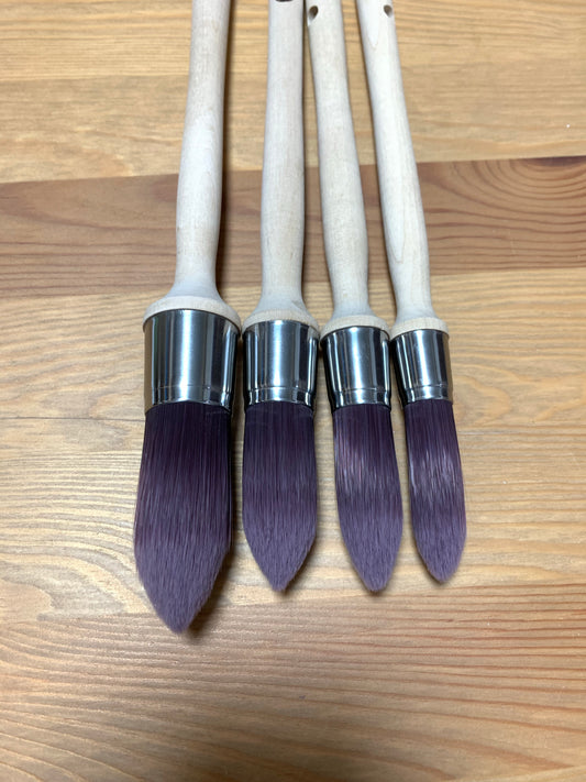SLEEK round brushes with option of 15mm, 18, 21, and 25 to choose from