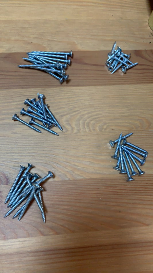 8G Zinc Plated Countersunk Head Screws with length option of 25mm, 30, 35, 40, and 50mm